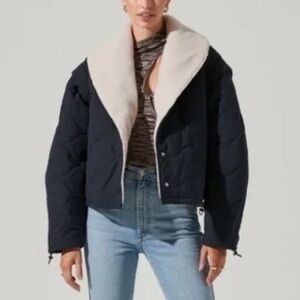 Astr The Label Nadine Quilted Navy Coat 100% Cotton Puffy Women's Coat L